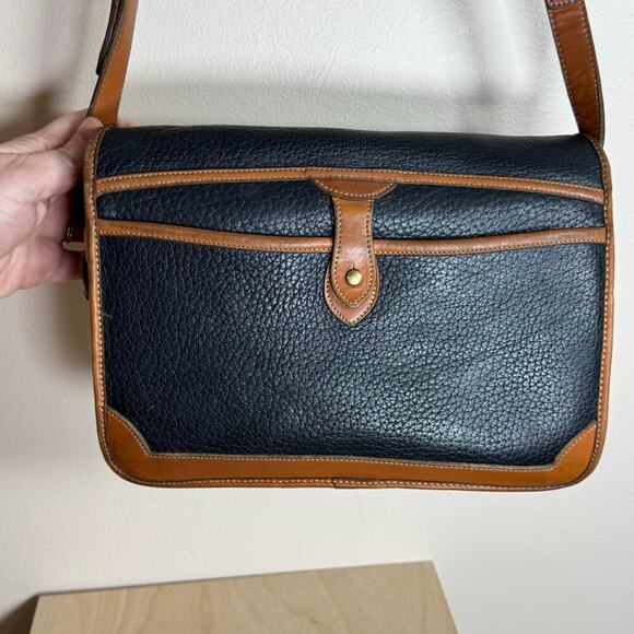 Dooney & Bourke Crossbody Shoulder Bag Purse All Weather Leather Classic Vintage - Picture 8 of 16